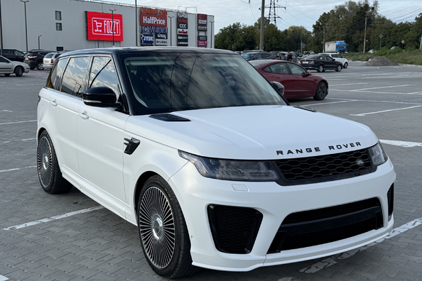 Range Rover Sport L494 2018–2022: SVR body kit installation – our work Photo 4