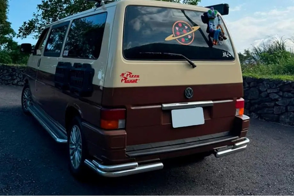Volkswagen T4 for camping and off-road: fitting front protection, side steps and rear corners Photo 16