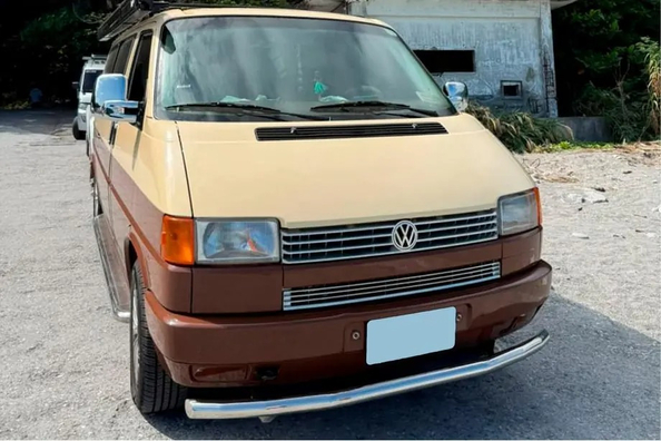 Volkswagen T4 for camping and off-road: fitting front protection, side steps and rear corners Photo 2