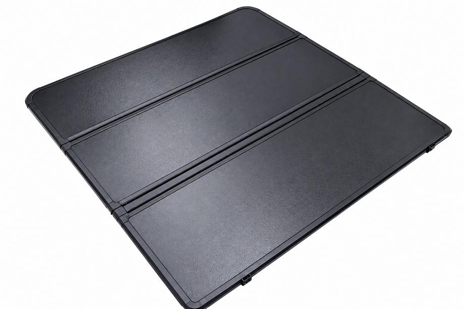 Nissan Navara 2006-2015 3-piece trunk cover Photo 1