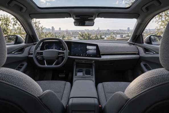 Audi A2 e-tron: shown in Paris — electric compact, up to 646 km range from 38 200 € Photo 1
