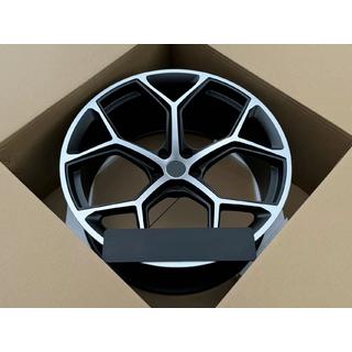 Forged OEM Wheels R22 V4 (Set of 4) Audi Q8 2018- photo 2