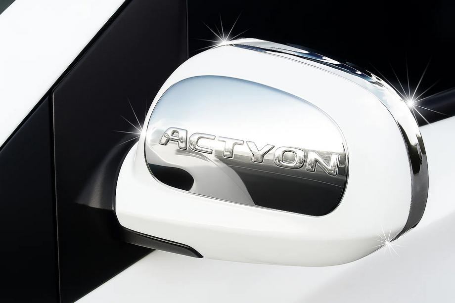 SsangYong Action 2005-2018 Mirror trims and top cover (plastic) Image