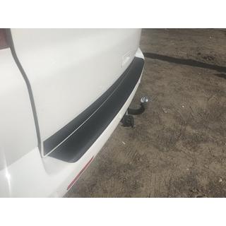 Rear bumper protector with lip (ABS plastic) photo 3