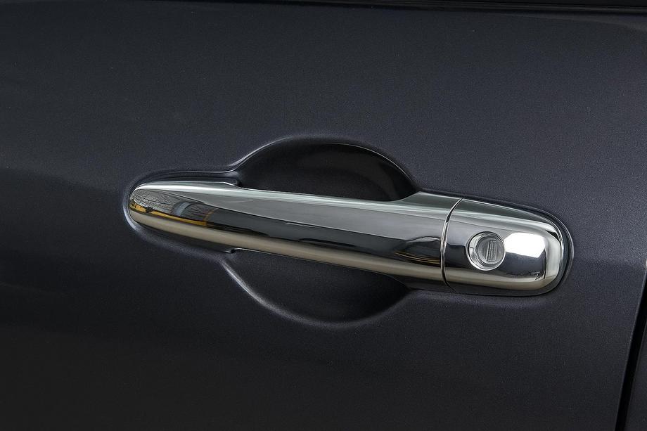 Mazda 3 2003-2009 Chrome Door Handle Covers (4 pcs, Stainless Steel) Image