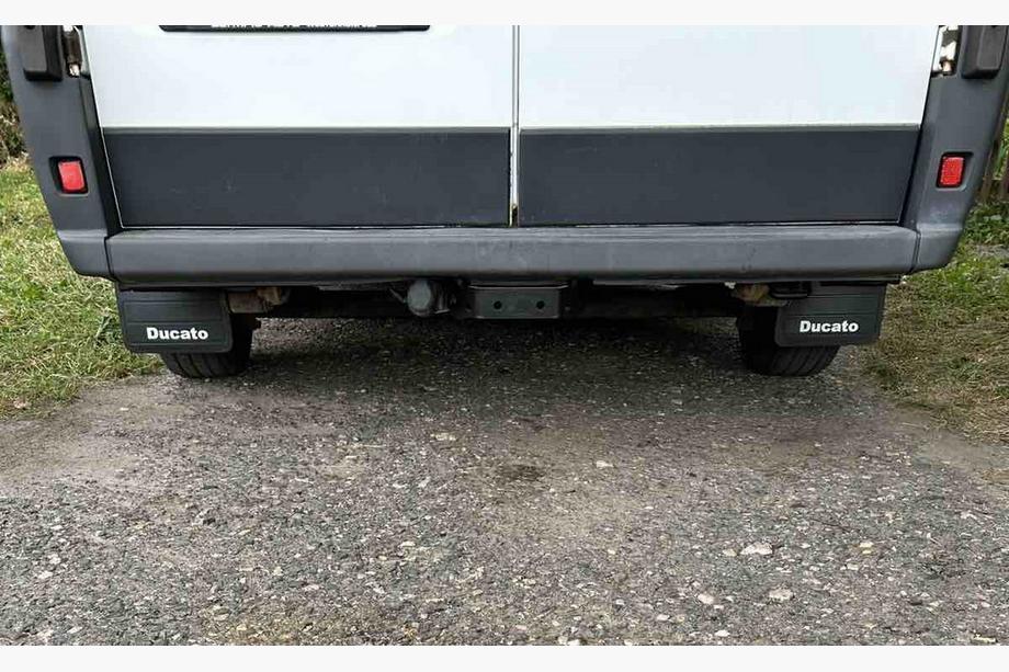 Fiat Ducato 1995-2006 Premium Straight Mud Flaps (2pcs) Image