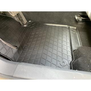 Rubber Floor Mats (4 pcs, Stingray Premium) photo 3