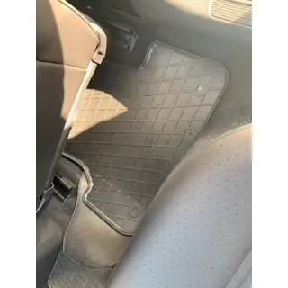 Rubber Floor Mats (4 pcs, Stingray Premium) photo 3