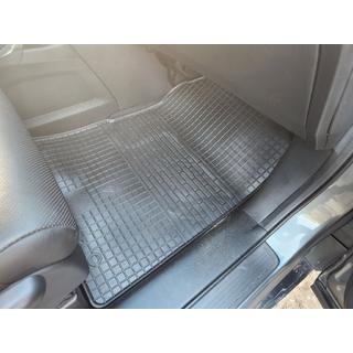Rubber Floor Mats (4 pcs, Stingray Premium) photo 3
