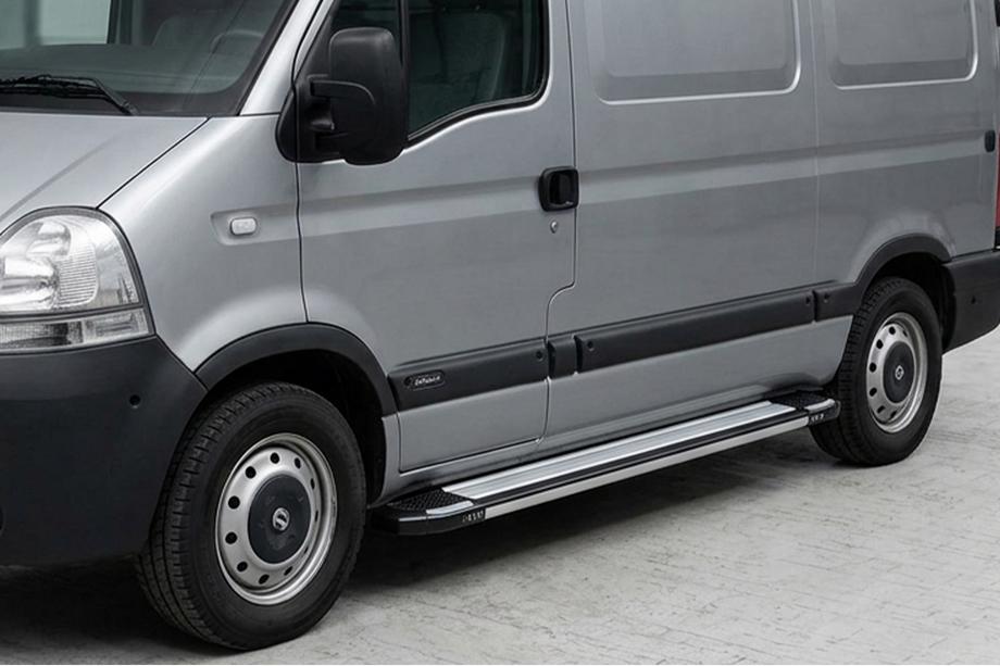 Nissan Interstar 2002-2010 Side Steps Rainbow (2 pcs, Aluminum) Image