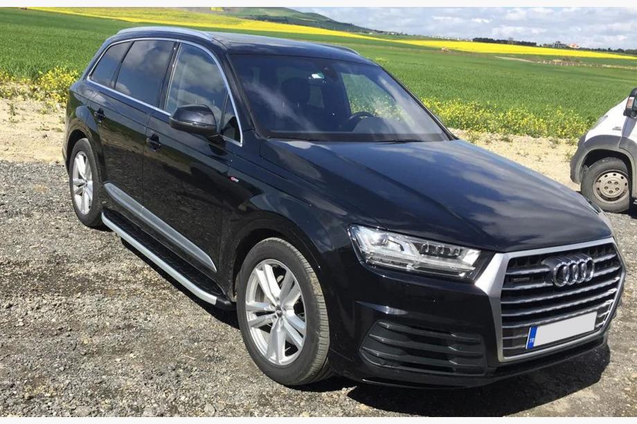 Audi Q7 2015–2026 Side Steps Fullmond (2 pcs, Aluminum) Image