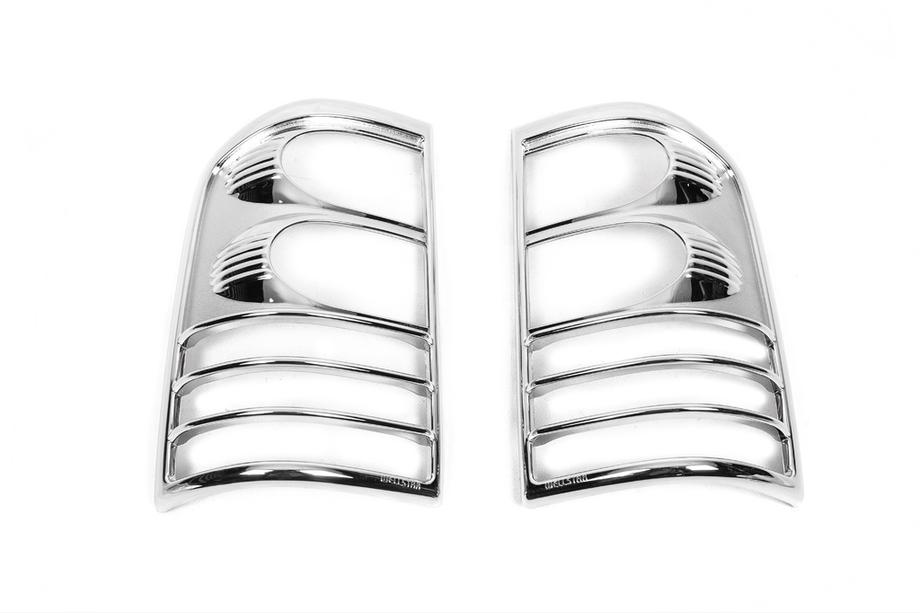 Nissan Patrol Y61 1997-2011 Tail Light Covers (Plastic) Photo 2