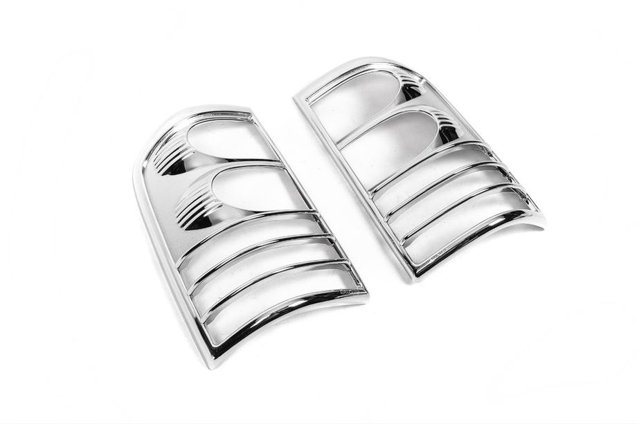 Nissan Patrol Y61 1997-2011 Tail Light Covers (Plastic) Photo 4