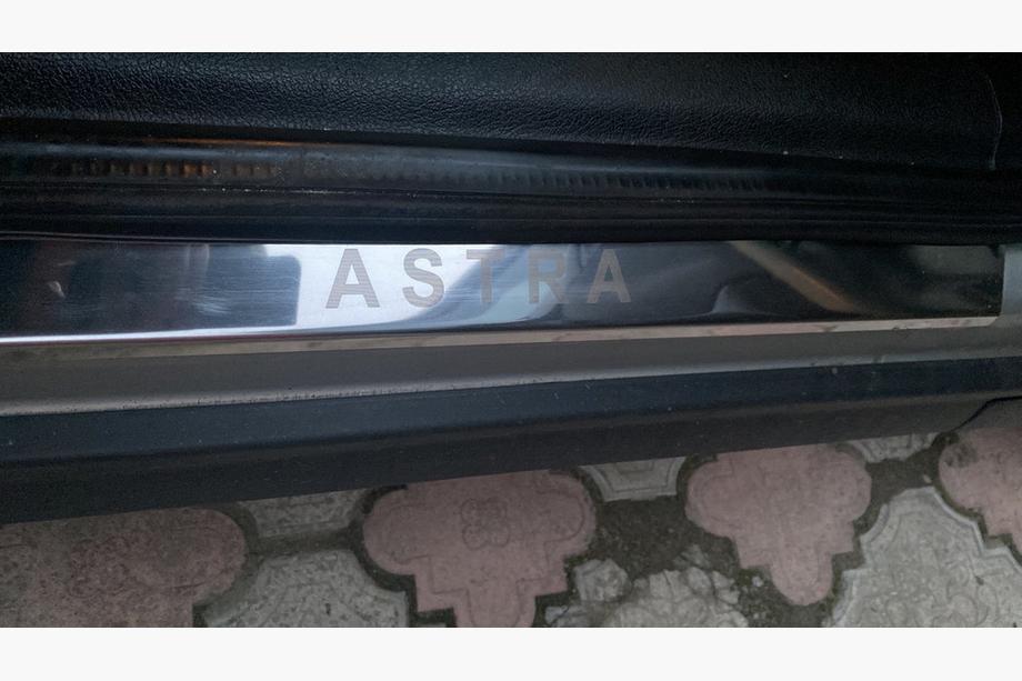 Opel Astra G classic 1998-2012 Carmos Door Sill Protectors (4 pcs, Stainless Steel) Photo 2