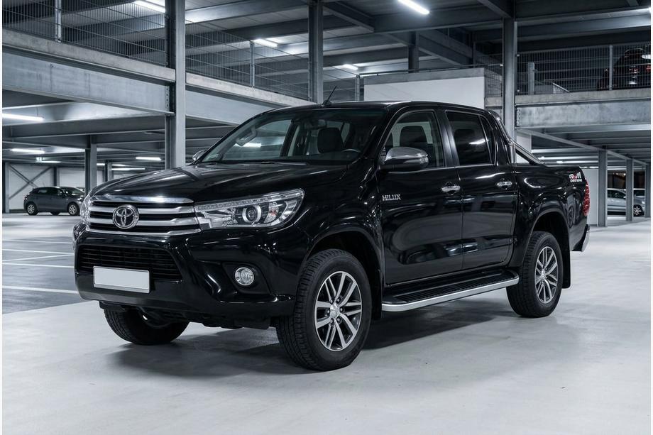 Toyota Hilux 2015- Side Steps Tayga Grey (2 pcs, Aluminum) Image