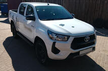 Toyota Hilux 2015- Side Steps Allmond Black (2 pcs, Aluminum) photo 4