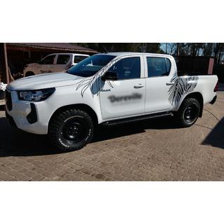 Side Steps Allmond Black (2 pcs, Aluminum) Toyota Hilux 2015- photo 2