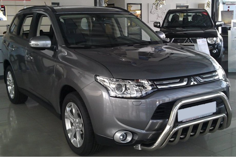 Mitsubishi Outlander 2012-2021 Front Bar WT002 (Stainless Steel) Image