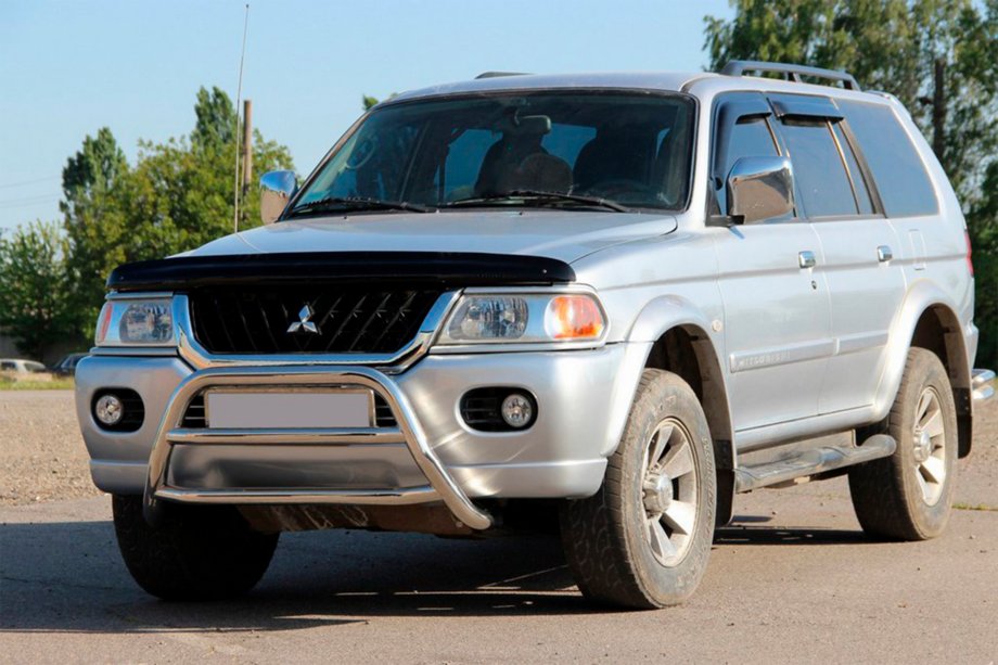 Mitsubishi Pajero Sport 1996-2007 Bull Bar WT022 Stainless Steel Image