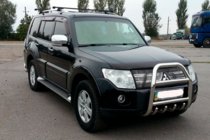 Mitsubishi Pajero Wagon IV 2006-2021 Bull Bar QT007 (Stainless Steel) photo 3