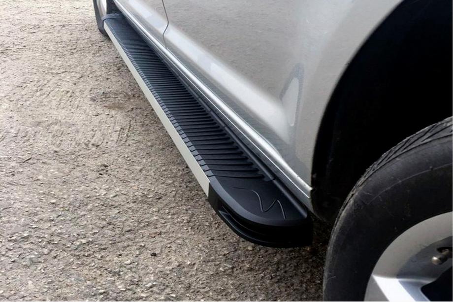 Volkswagen Caddy 2010-2015 Side Steps MAYA (2 pcs, Aluminum) Maxi Wheelbase Image