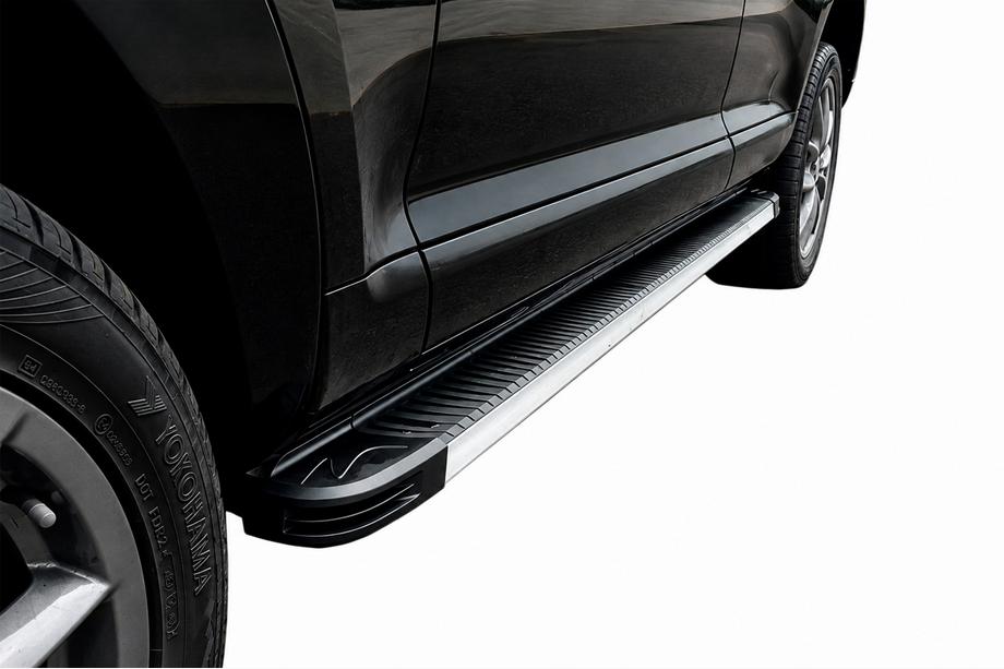 Porsche Cayenne 2003–2010 Side Steps Maya V1 (2 pcs, Aluminum) Image
