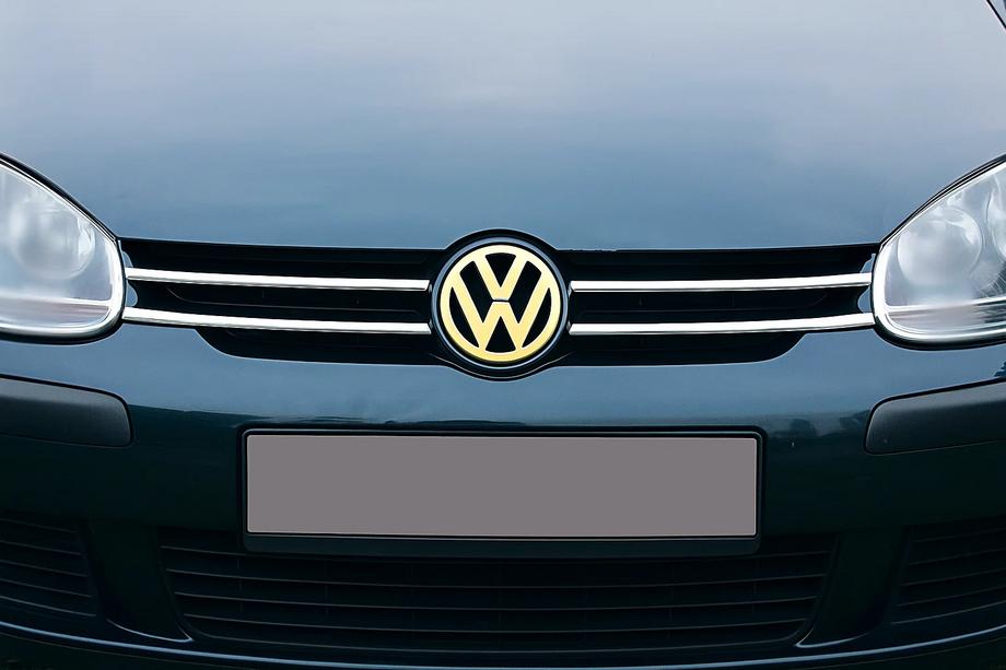 Volkswagen Golf 6 2008-2014 Grille Covers (4 pcs, Stainless Steel) Image