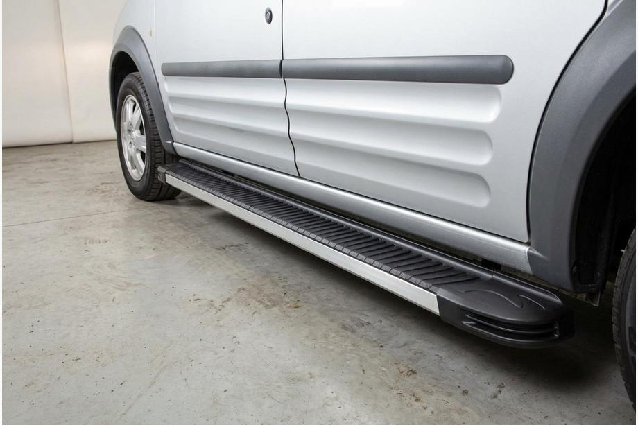 Ford Connect 2006–2009 Side Steps Maya (2 pcs, Aluminum) Image