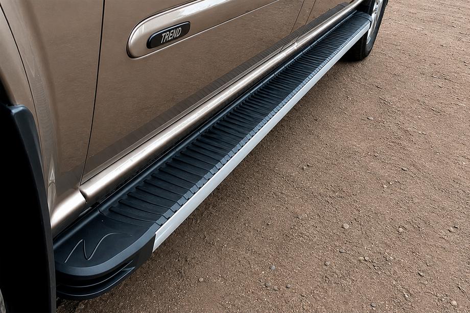 Mercedes Vito/V-class W447 2014- Side Steps Maya V1 (2 pcs, Aluminum) Short and Medium Photo 4