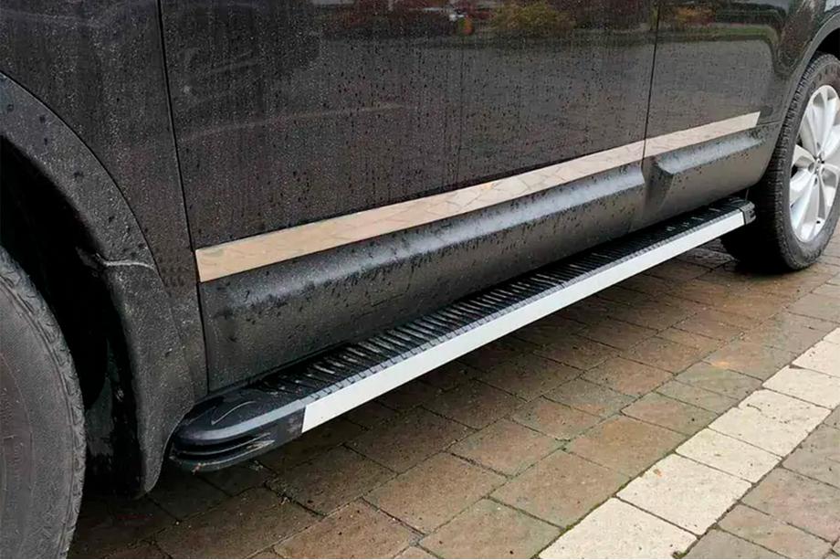 Nissan Qashqai 2007-2010 Side Steps Maya V1 (2 pcs, Aluminum) Image