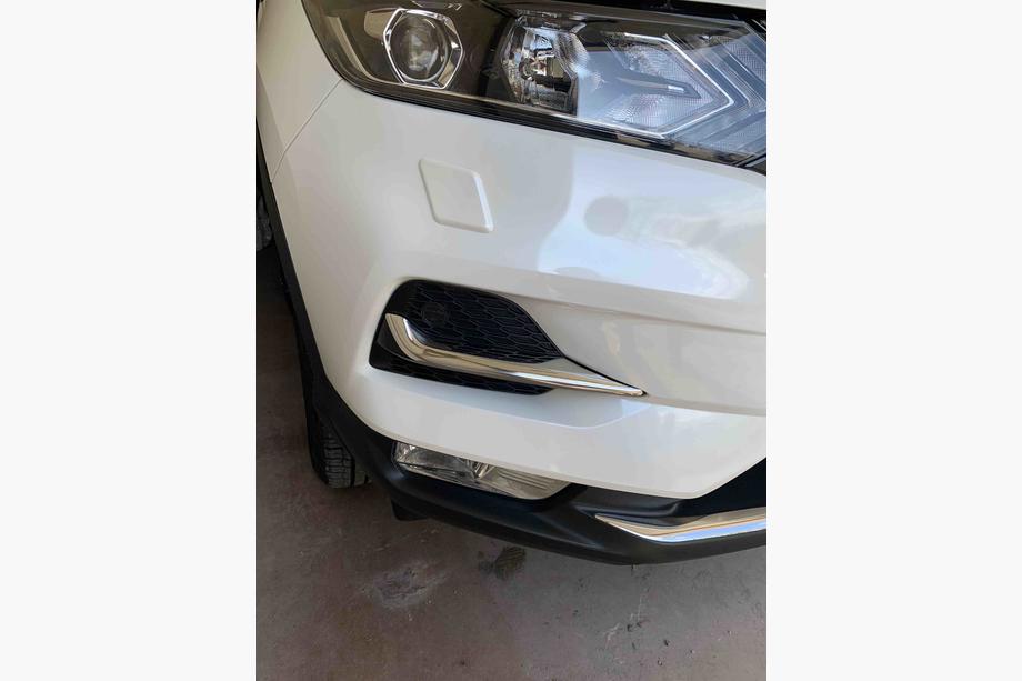 Nissan Qashqai 2014-2021 Fog light covers (2017↗, stainless steel) Image