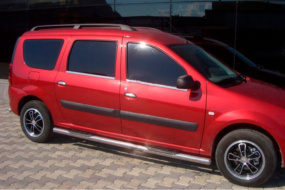 Dacia Logan MCV 2004-2014 Side Pipes (2 pcs, Stainless Steel) 70 mm, with plastic inserts Image