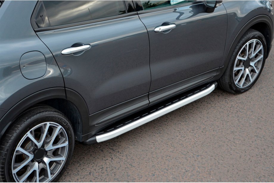 Fiat 500X 2014-2024 Side Steps Fullmond (2 pcs, Aluminum) Image