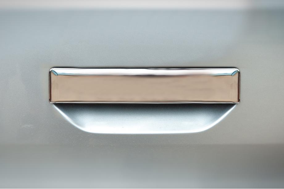 Volkswagen T6 2015-2024 Rear door handle cover (stainless steel) OmsaLine - Italian Stainless Steel Photo 2