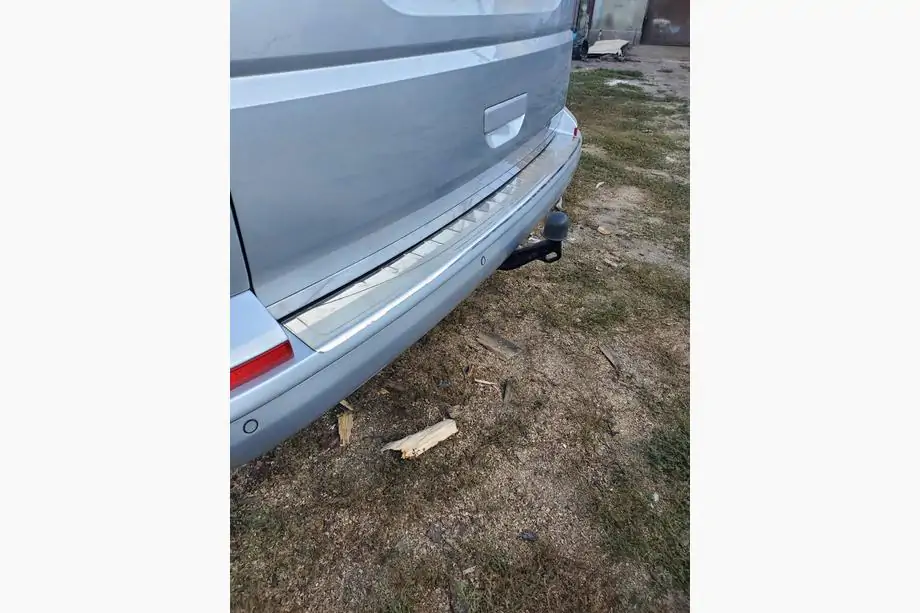 Volkswagen T6 2015-2024 Rear Bumper Protector Omsa Gloss (1 Door, Stainless Steel) Image