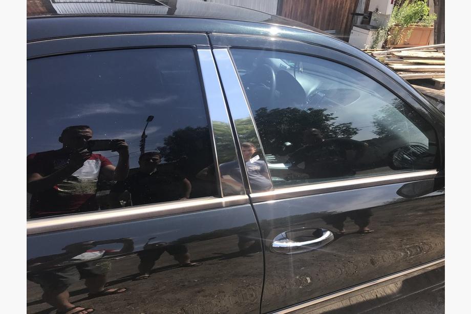 Mercedes E-class W211 2002-2009 Stainless Steel Door Pillar Trim (6 pcs) Photo 2