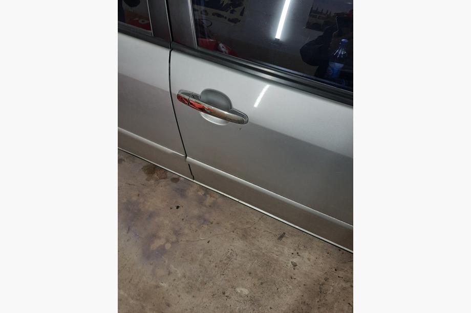 Toyota Corolla 2002-2007 Chrome Door Handle Covers (4 pcs) OmsaLine - Italian Stainless Steel Photo 4