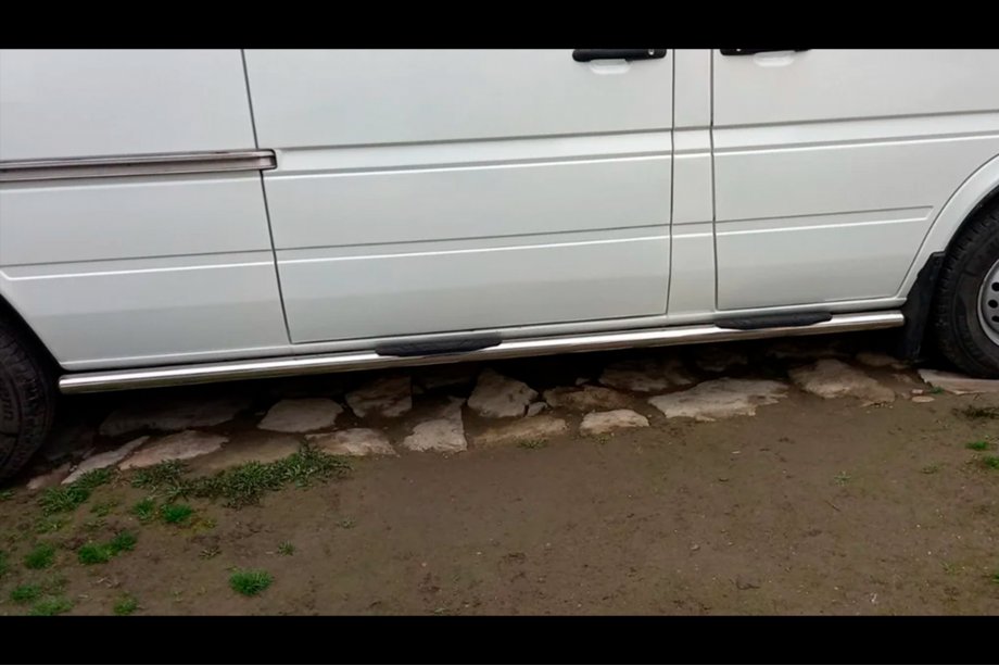 Volkswagen LT 1995-2006 Side Pipes (2 pcs, Stainless Steel) Short wheelbase, Ø60 Photo 3