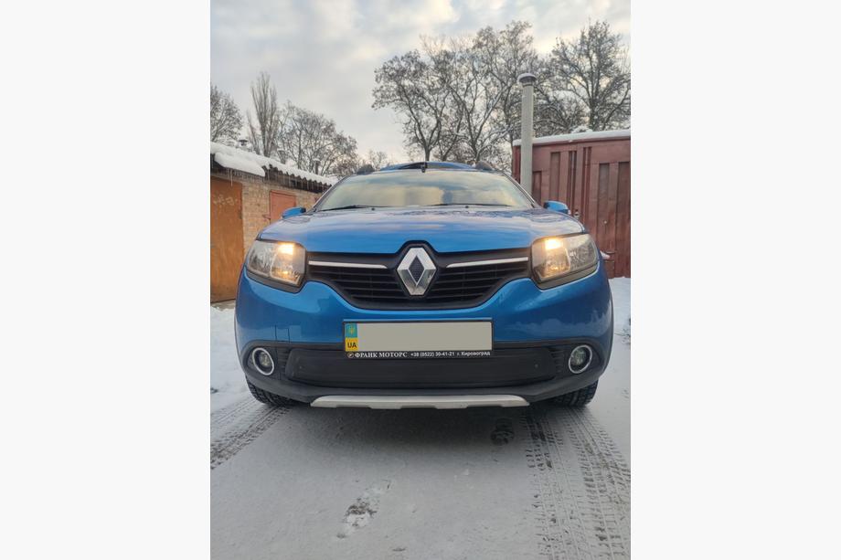 Renault Sandero 2013-2022 Winter lower grille cover (2013-2017) Photo 3