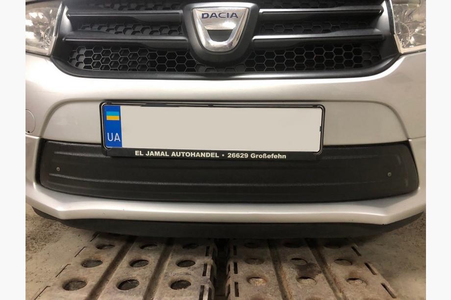 Renault Sandero 2013-2022 Winter lower grille cover (2013-2017) Photo 2