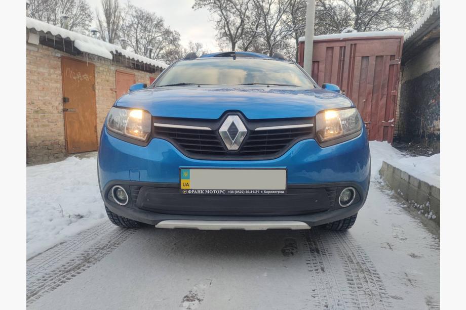 Renault Logan II 2013-2022 Winter lower grille cover (2013-2015) Photo 6