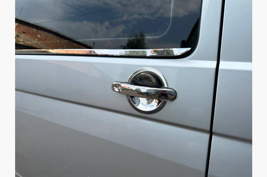 Volkswagen T5 Caravelle 2004-2010 Window Trim (2 pcs, Stainless Steel) Photo 3
