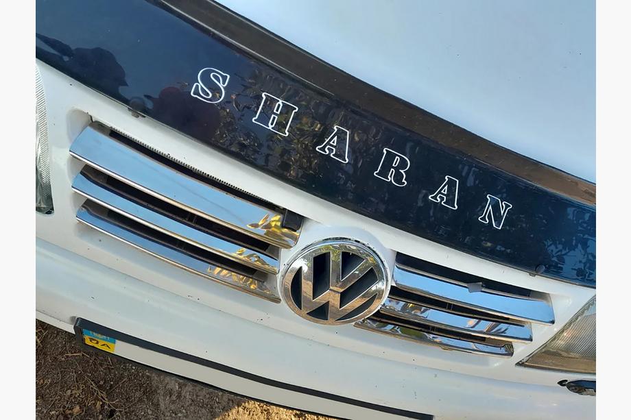 Volkswagen Sharan 1995-2010 Chrome Grille Covers (Stainless Steel) Image