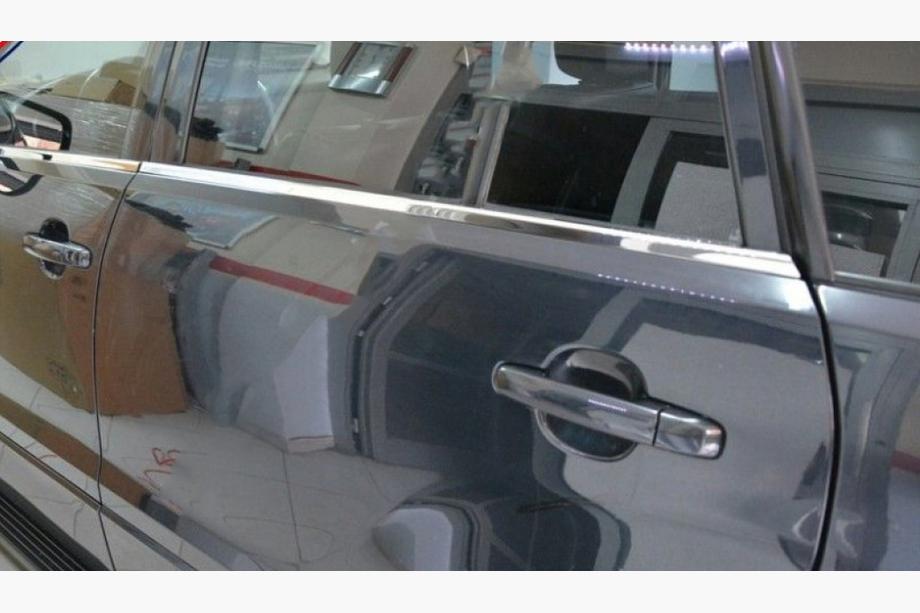 Suzuki Grand Vitara 2005-2017 Window Trim Stainless Steel (4 pcs) Photo 3