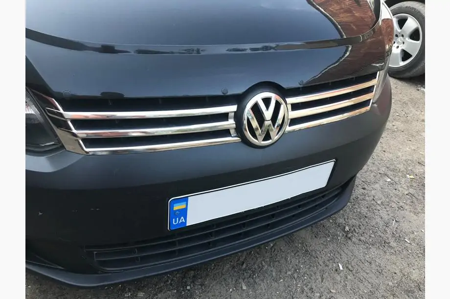 Volkswagen Caddy 2010-2015 Chrome Grille Covers (2 pcs, Stainless Steel) Image