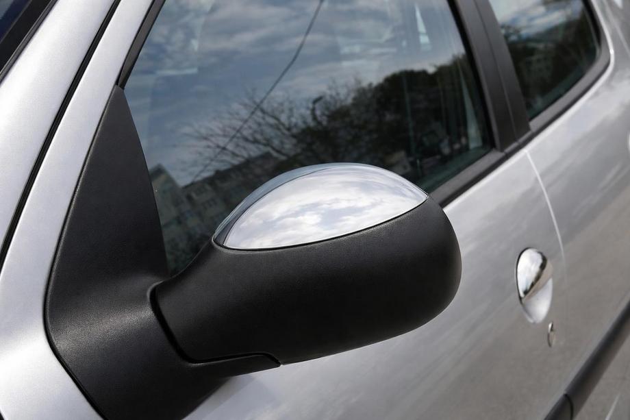 Peugeot 206 1998-2024 Chrome Mirror Covers (2 pcs) Libao - Chrome Plastic Image