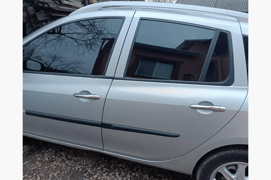Renault Clio III 2005-2012 Chrome Door Handle Covers (Stainless Steel) Image
