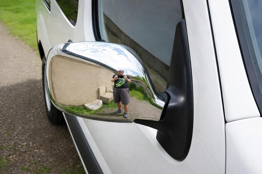 Renault Kangoo 1998-2008 Chrome Mirror Covers (2004-2008, 2 pcs) Image