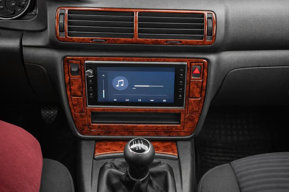 Volkswagen Passat B5 1997-2005 Dashboard Trim Covers 2004-2005 Carbon Image