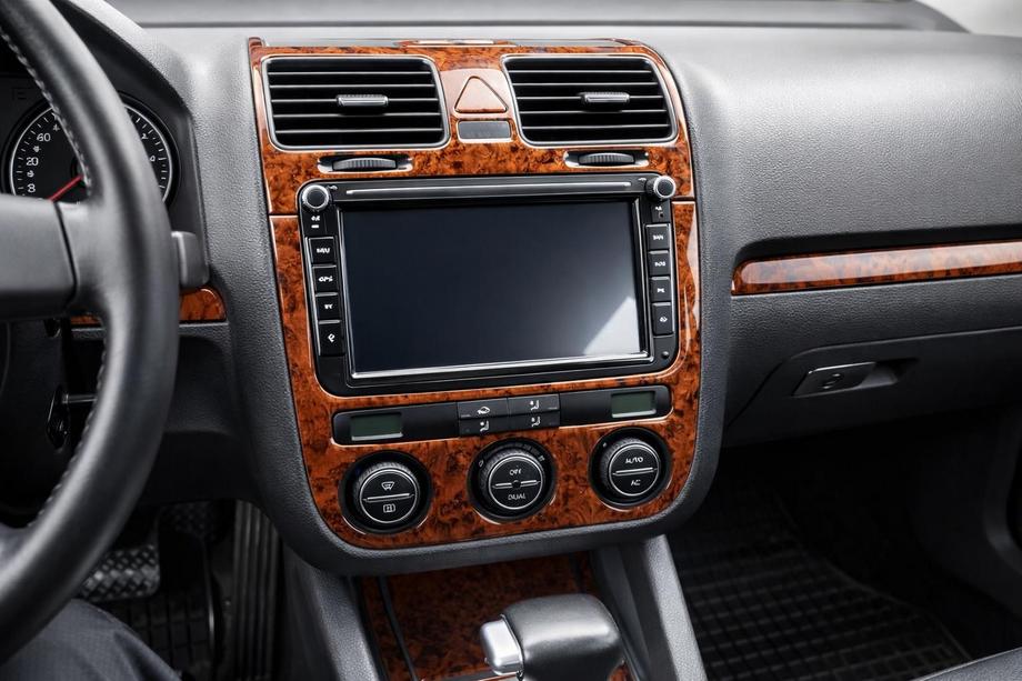 Volkswagen Jetta 2006-2011 Dashboard Trim Covers Photo 17